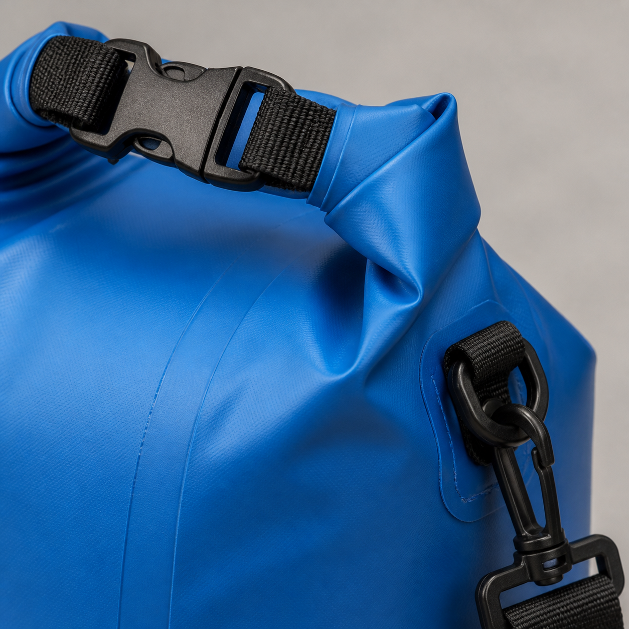 hcl waterproof dry bag 04 detail